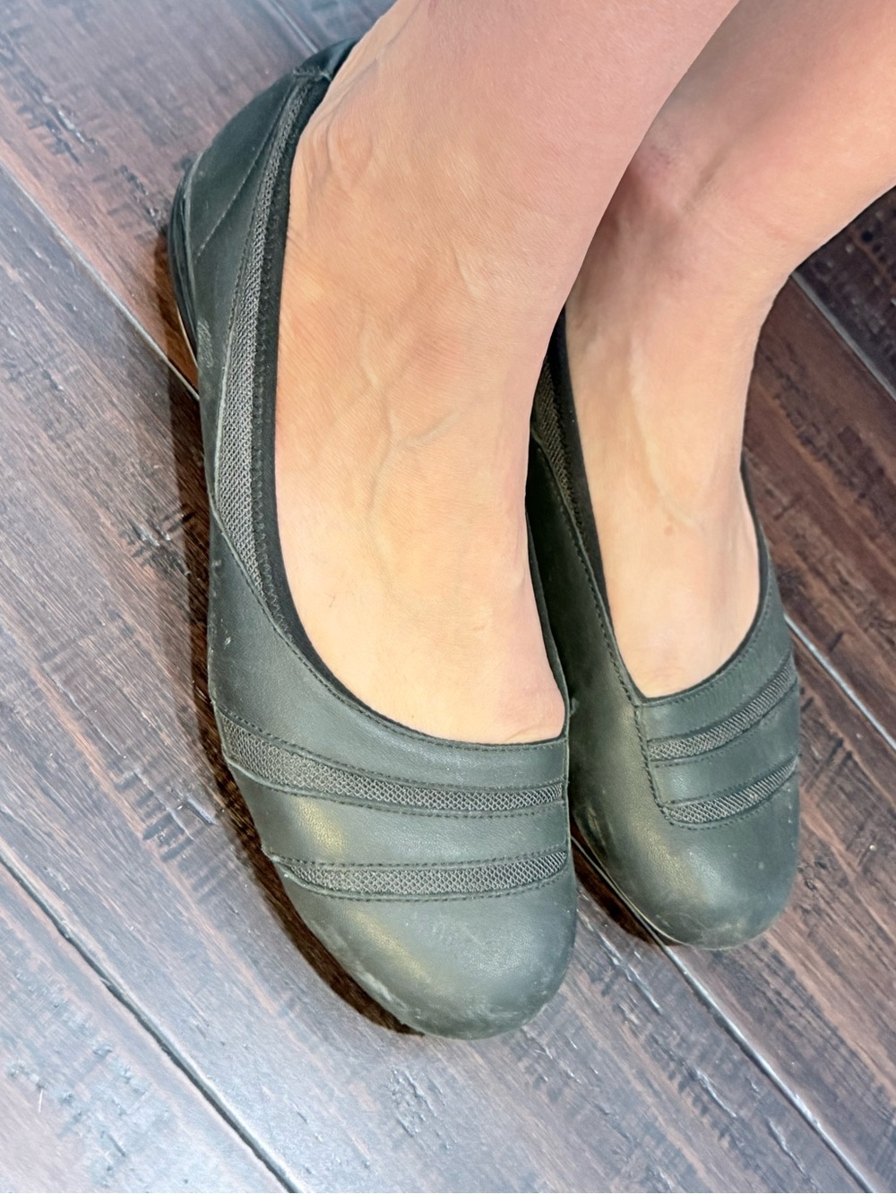 Kuru Grace ballet flats in black